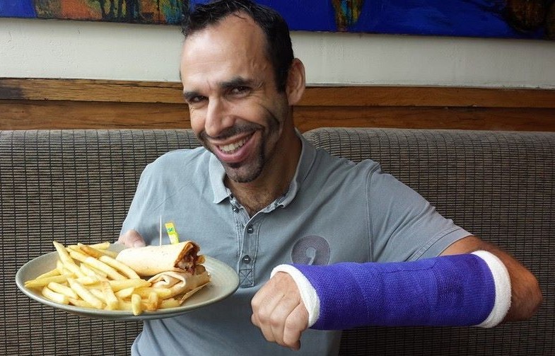 Even A Broken Wrist Can't Spoil The Joy Of A Nandos.